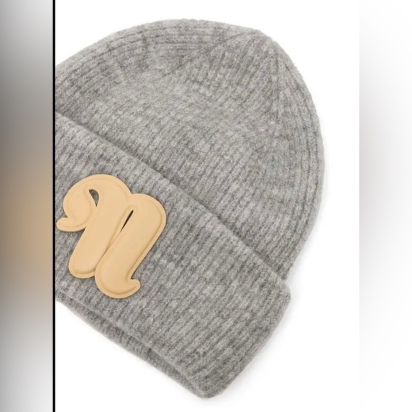 Nanushka Higgins beanie in grey melange NWT - Picture 2 of 3